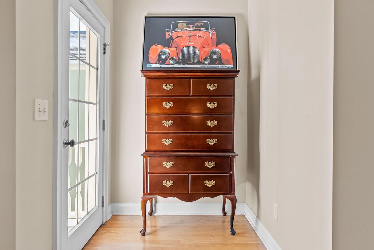 2433 Racquet Club Drive Photo 32