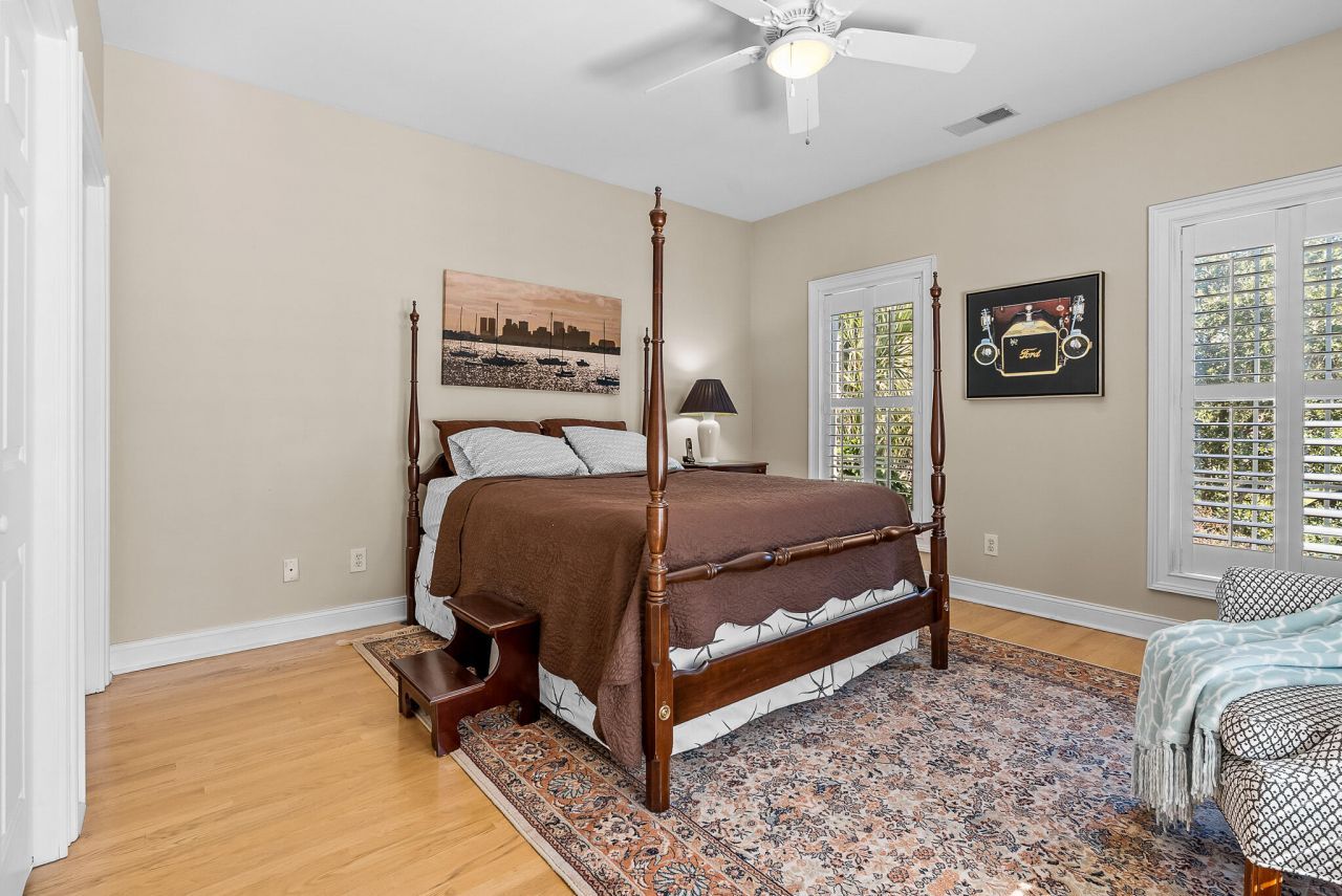 2433 Racquet Club Drive Photo 34