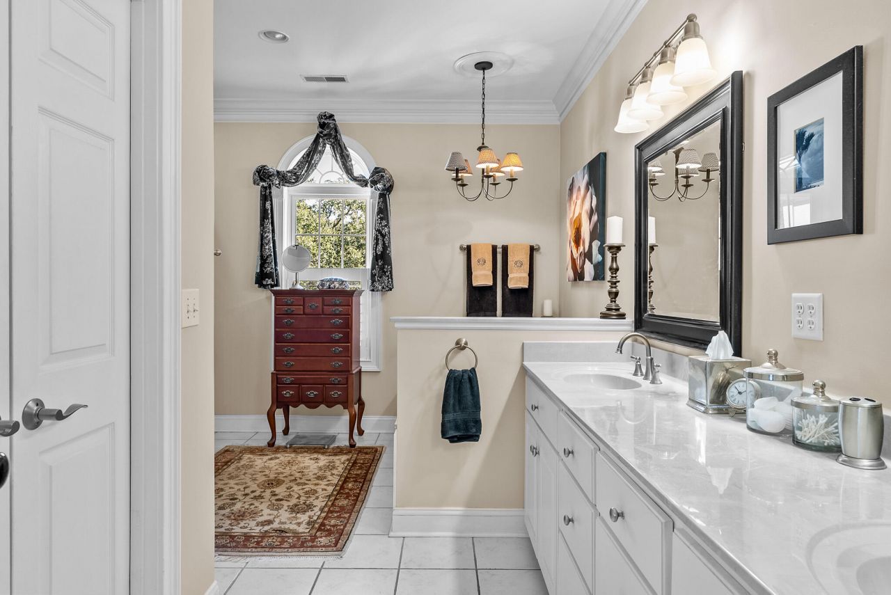 2433 Racquet Club Drive Photo 43