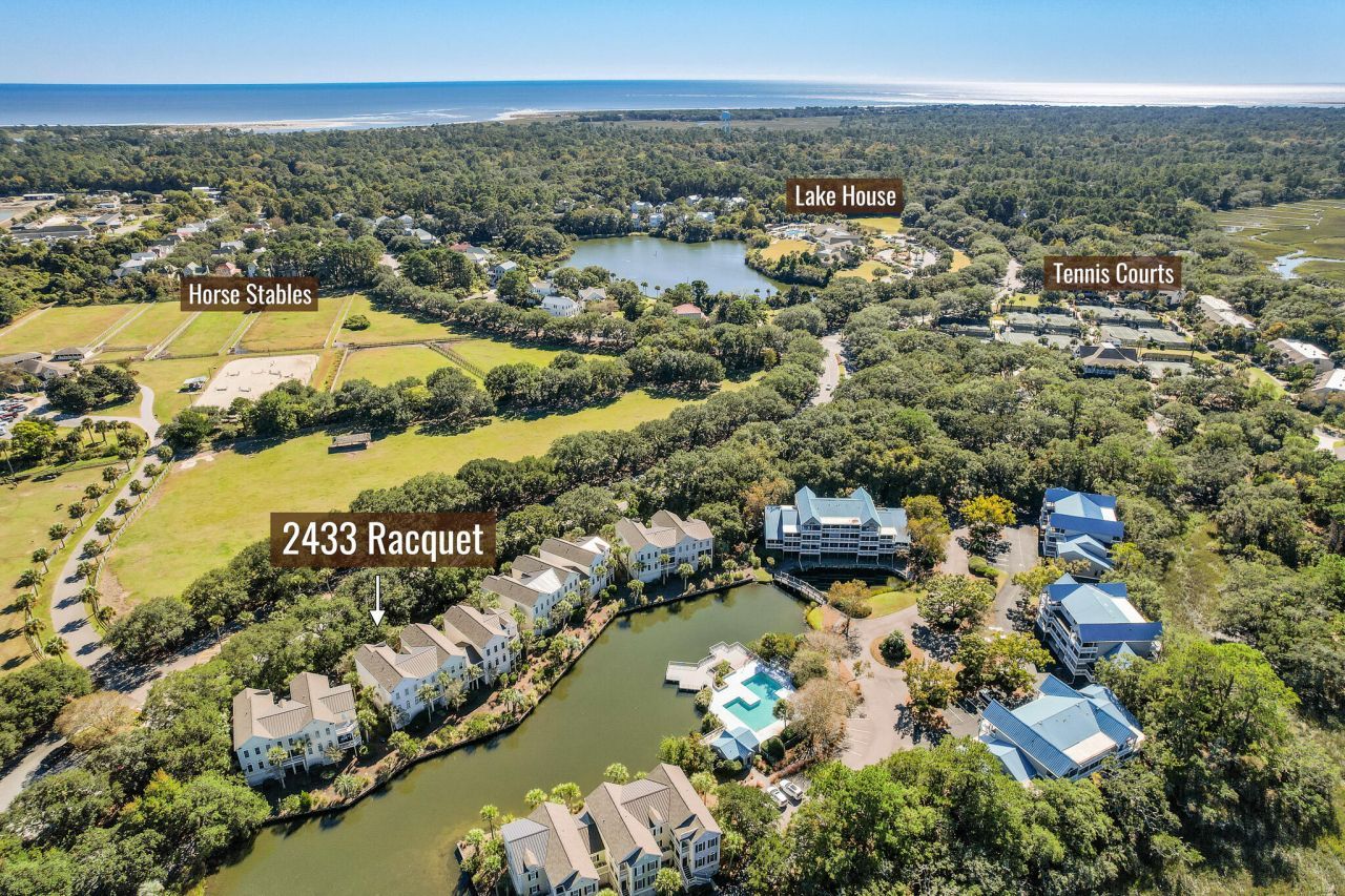 2433 Racquet Club Drive Photo 5