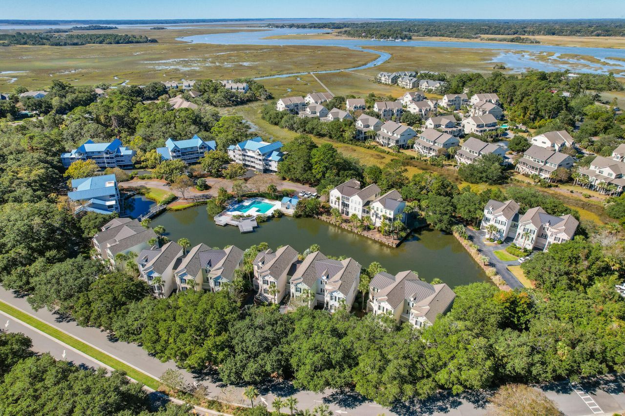 2433 Racquet Club Drive Photo 7