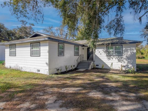 2732 WESTSIDE DRIVE, LEESBURG, FL 34748