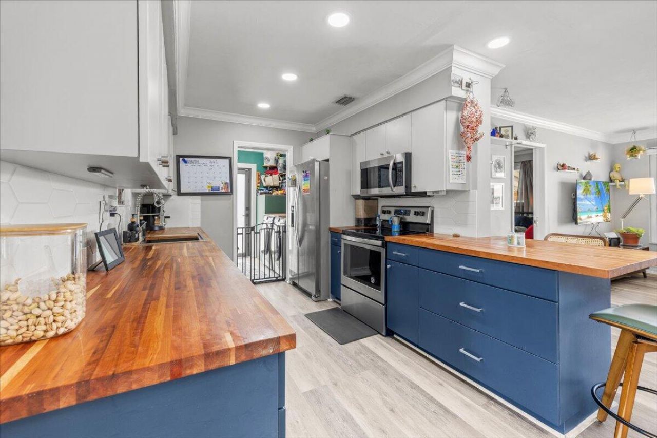 1716 SW 43rd Avenue, Fort Lauderdale, FL 33317 Photo