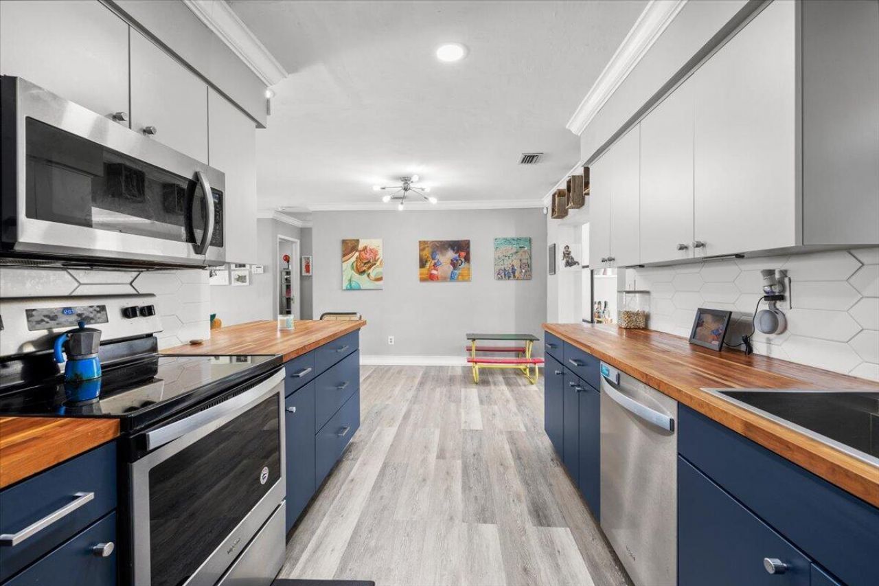 1716 SW 43rd Avenue, Fort Lauderdale, FL 33317 Photo