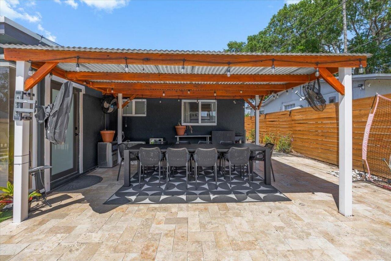 1716 SW 43rd Avenue, Fort Lauderdale, FL 33317 Photo