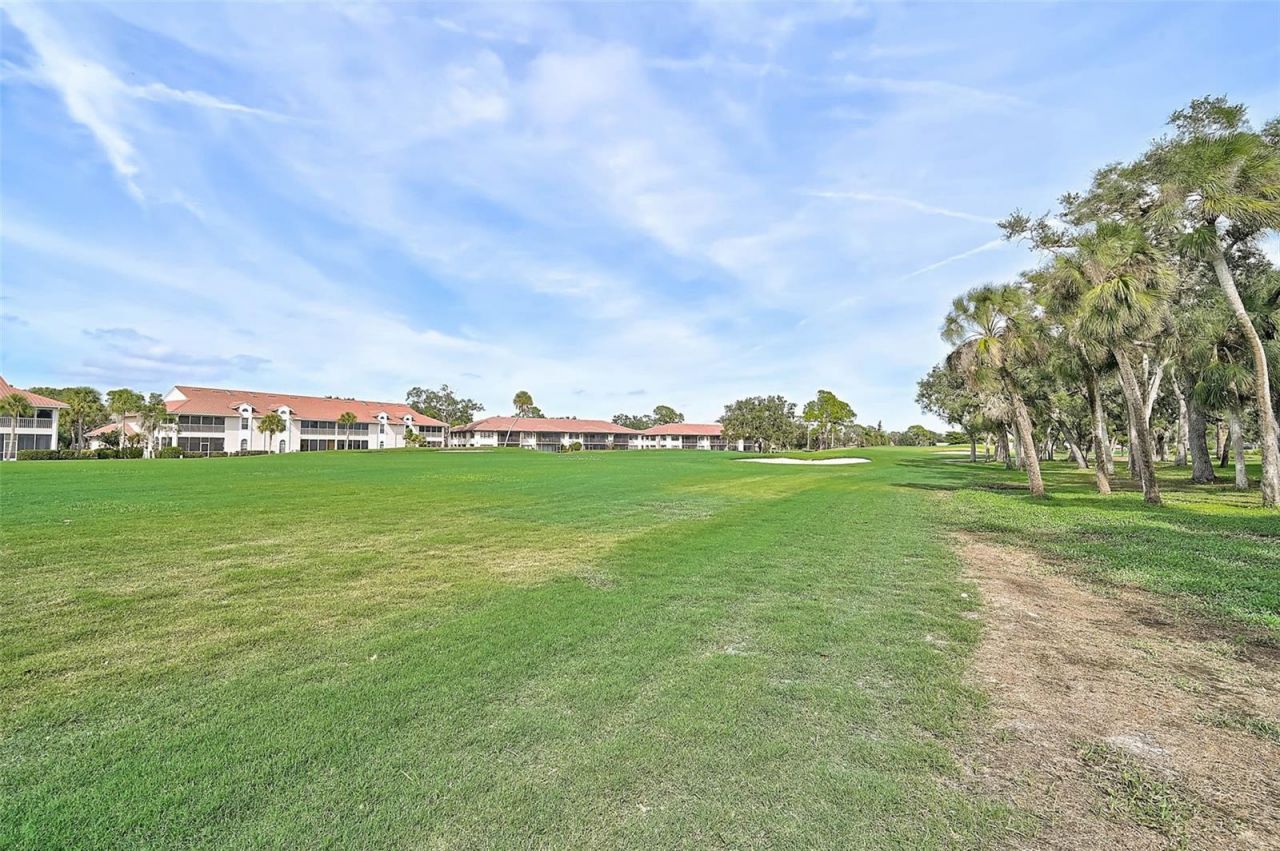 5633 Avista Drive, Unit 5634, Sarasota, FL 34243 Photo