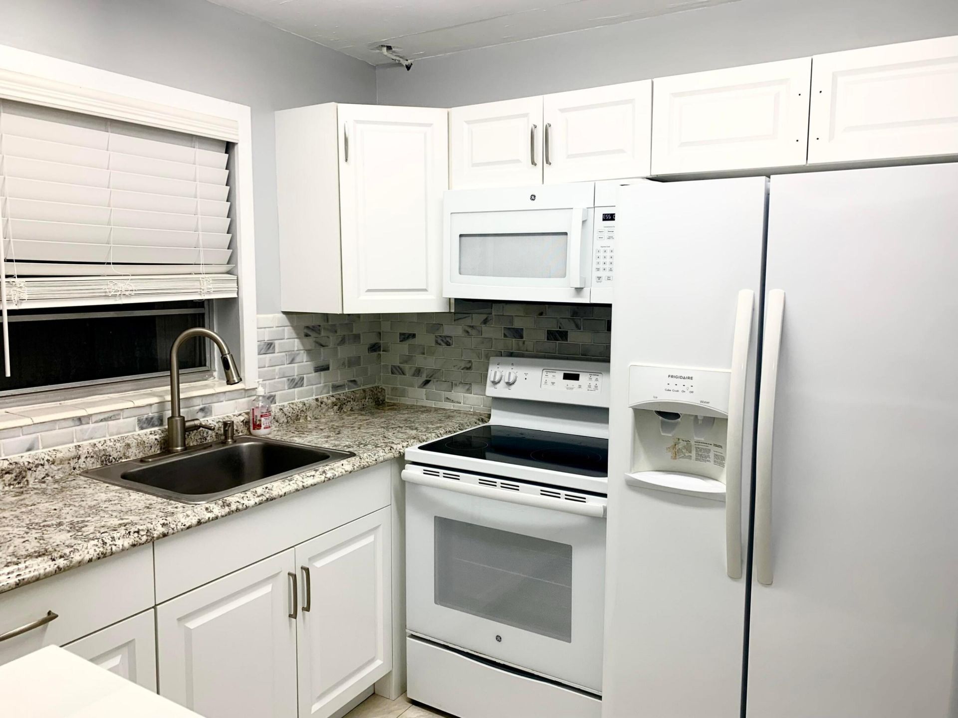 200 Sheffield I, West Palm Beach, FL 33417 Photo