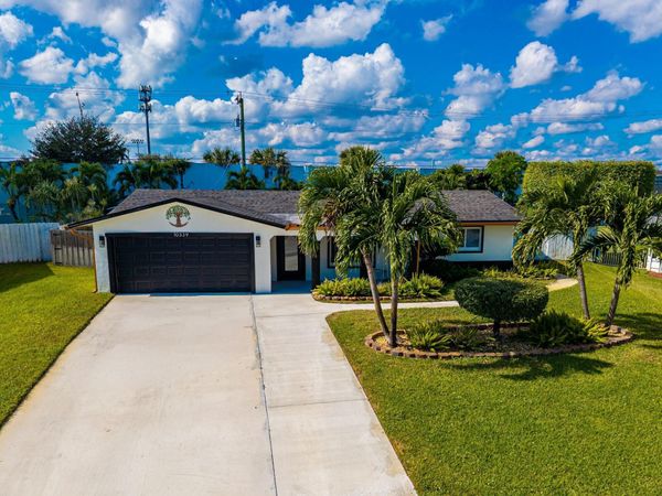 10339 Daphne Avenue, Palm Beach Gardens, FL 33410
