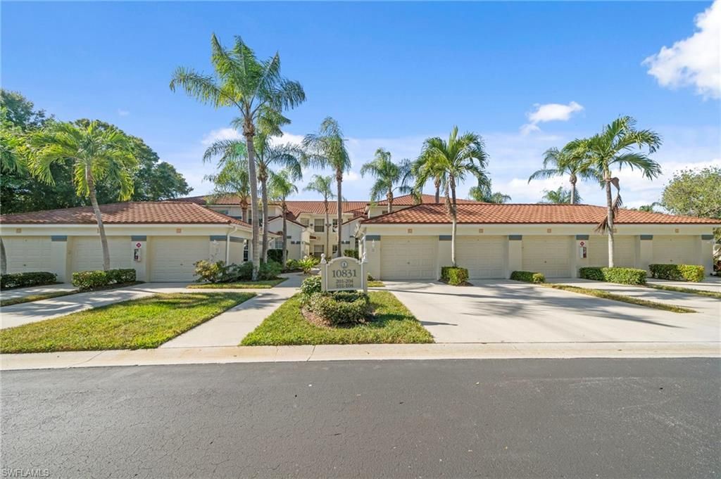 10831 Halfmoon Shoal Rd, Unit 104, Estero, FL 34135 Photo