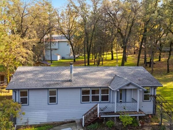 19307 Ferretti Road, Groveland, CA 95321