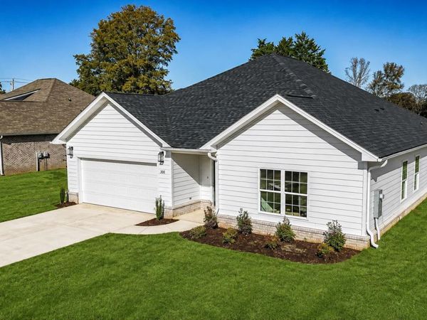 105 Parvin Way Drive, Hazel Green, AL 35750