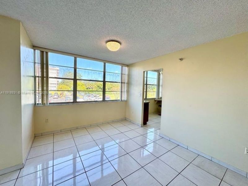 1200 Saint Charles Pl, Unit 218, Pembroke Pines, FL 33026 Photo