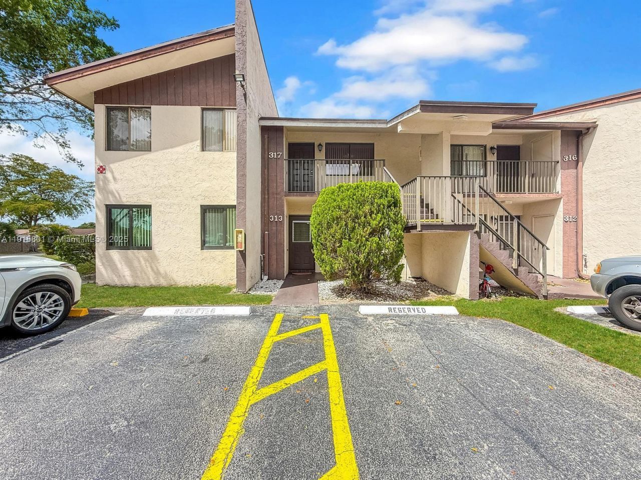 317 W Laurel Dr., Unit 1408, Margate, FL 33063 Photo