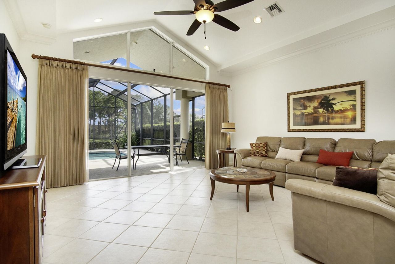 9009 Houndslake Court, Port Saint Lucie, FL 34986 Photo