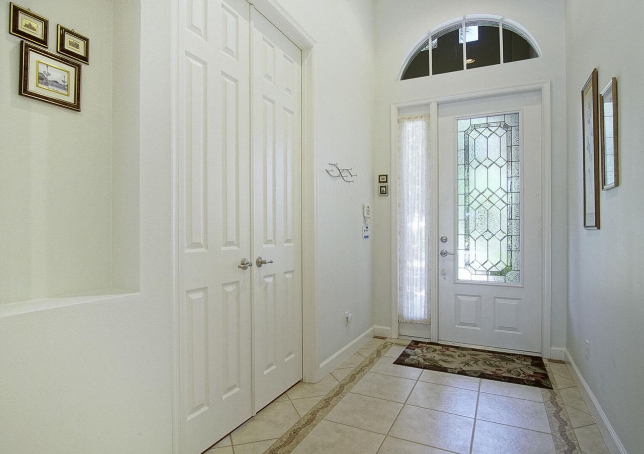 9009 Houndslake Court, Port Saint Lucie, FL 34986 Photo