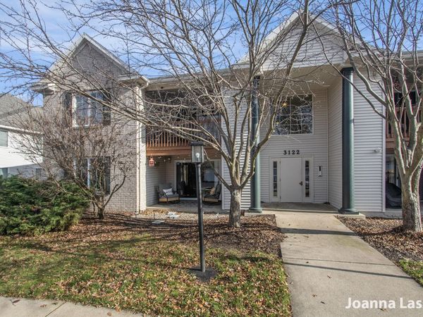 3122 W Crystal Waters Drive, Unit 1, Holland, MI 49424