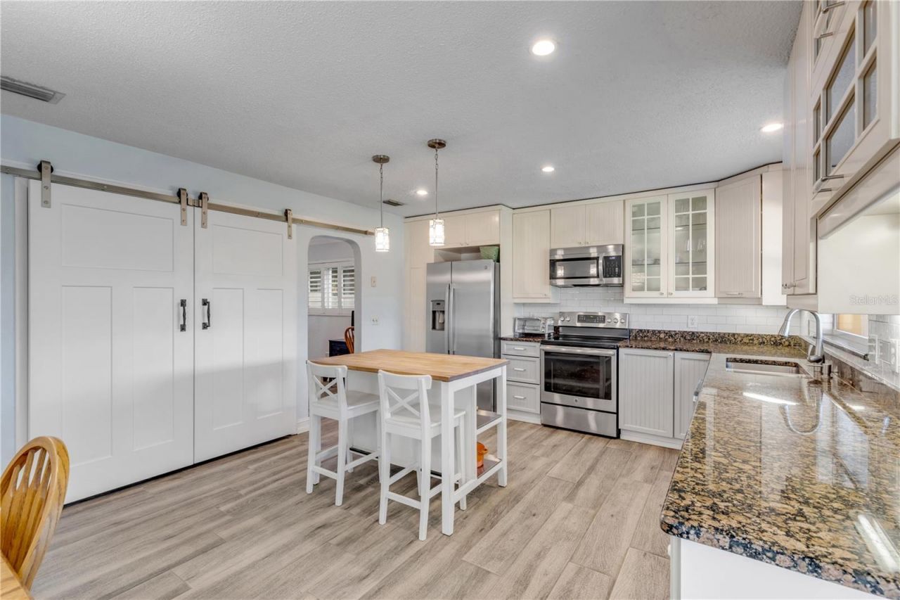 4602 Saxon Drive, New Smyrna Beach, FL 32169 Photo