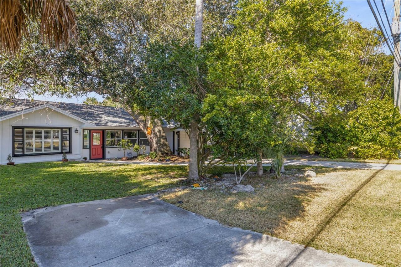 4602 Saxon Drive, New Smyrna Beach, FL 32169 Photo