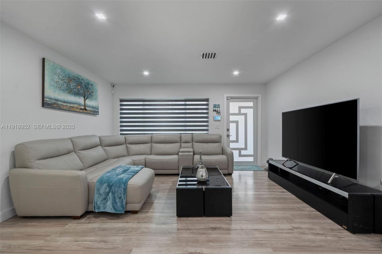 850 SW 31st Ave, Fort Lauderdale, FL 33312 Photo