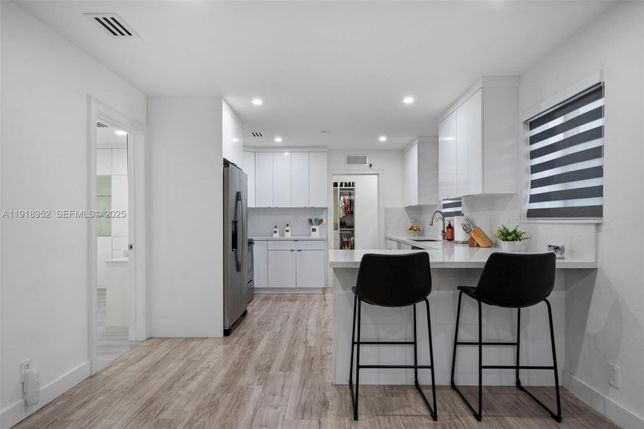 850 SW 31st Ave, Fort Lauderdale, FL 33312 Photo