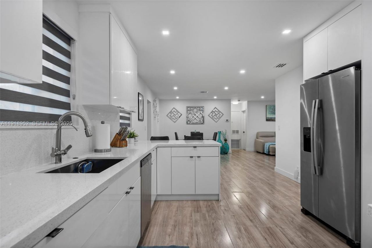 850 SW 31st Ave, Fort Lauderdale, FL 33312 Photo