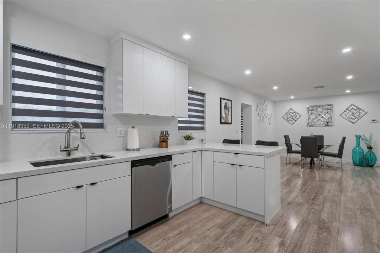 850 SW 31st Ave, Fort Lauderdale, FL 33312 Photo