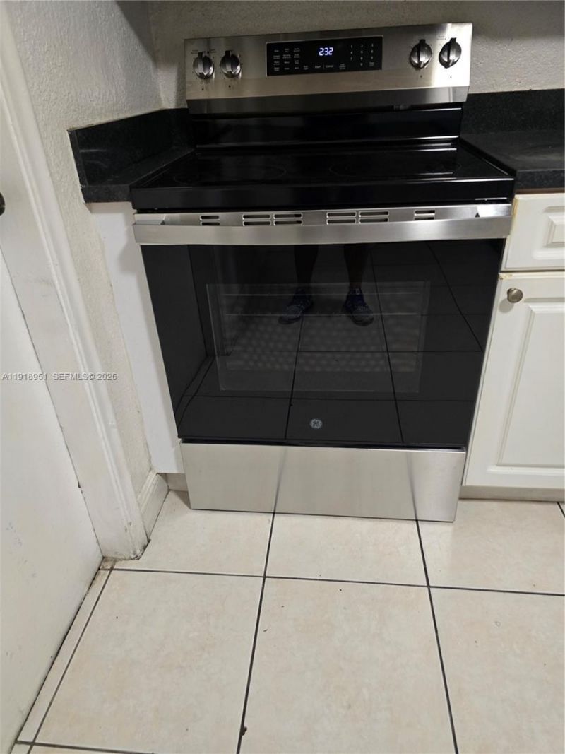 7925 SW 104th St, Unit 201E, Miami, FL 33156 Photo