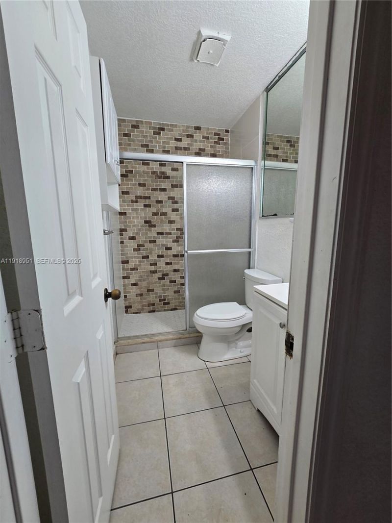 7925 SW 104th St, Unit 201E, Miami, FL 33156 Photo