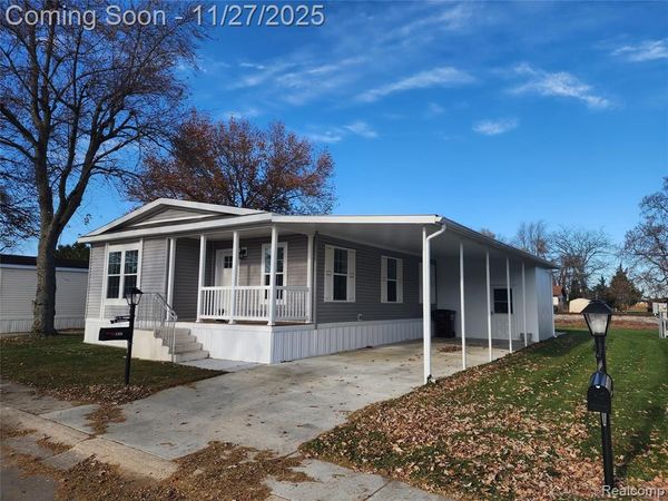 650 W Adrian Street, Blissfield Vlg, MI 49228