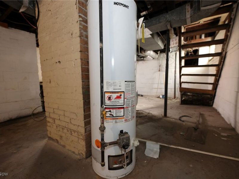 340 Indiana Avenue, Chester, WV 26034 Photo 27