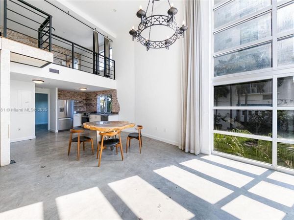 7700 Collins Ave, Unit 2, Miami Beach, FL 33141