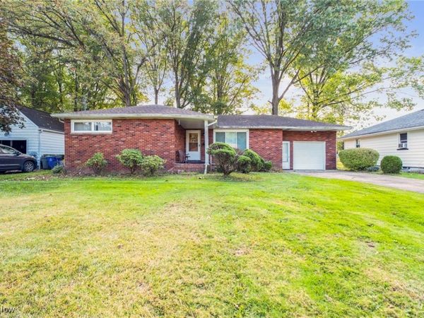 193 Euclid Boulevard, Youngstown, OH 44505