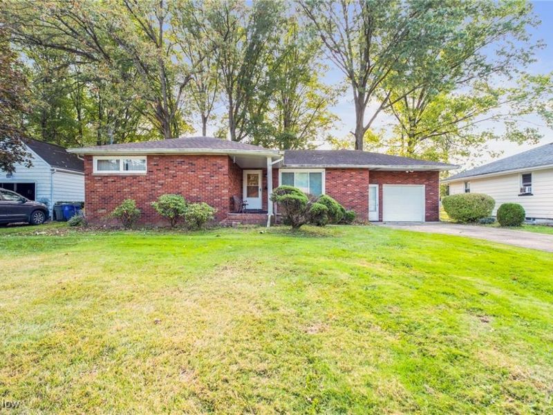 193 Euclid Boulevard, Youngstown, OH 44505 Photo 1