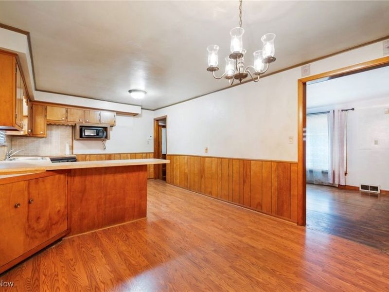 193 Euclid Boulevard, Youngstown, OH 44505 Photo 11