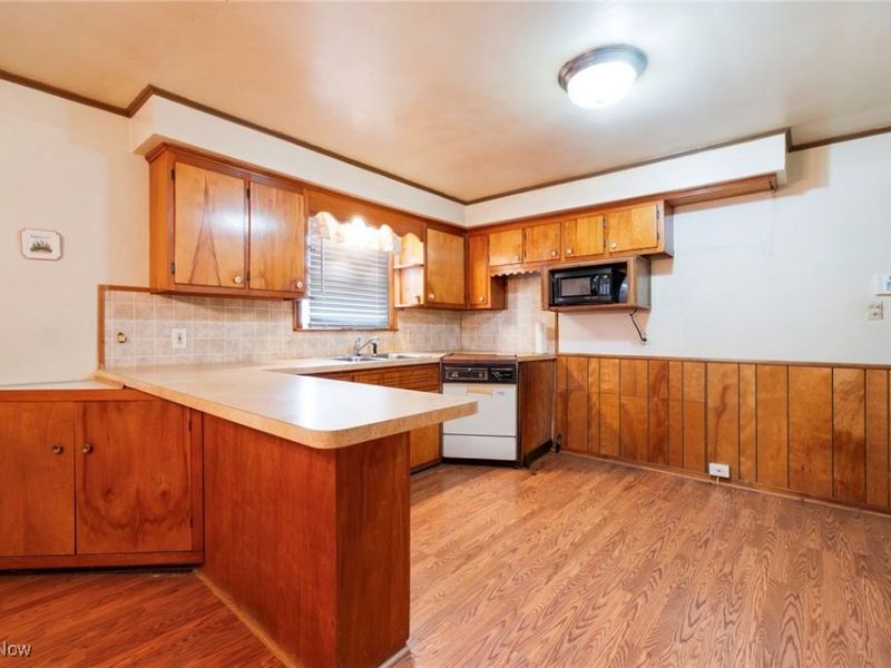 193 Euclid Boulevard, Youngstown, OH 44505 Photo 13