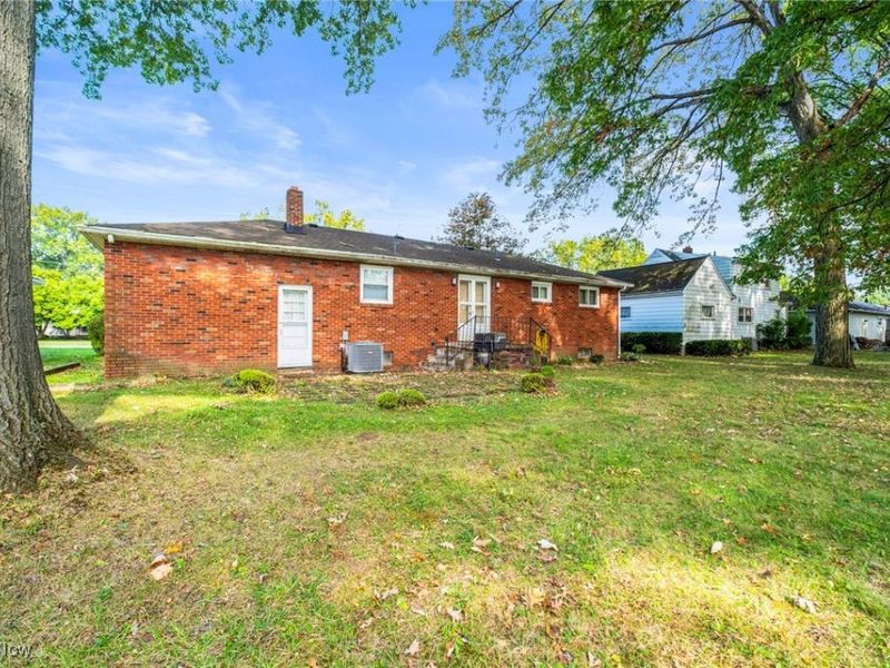 193 Euclid Boulevard, Youngstown, OH 44505 Photo 33