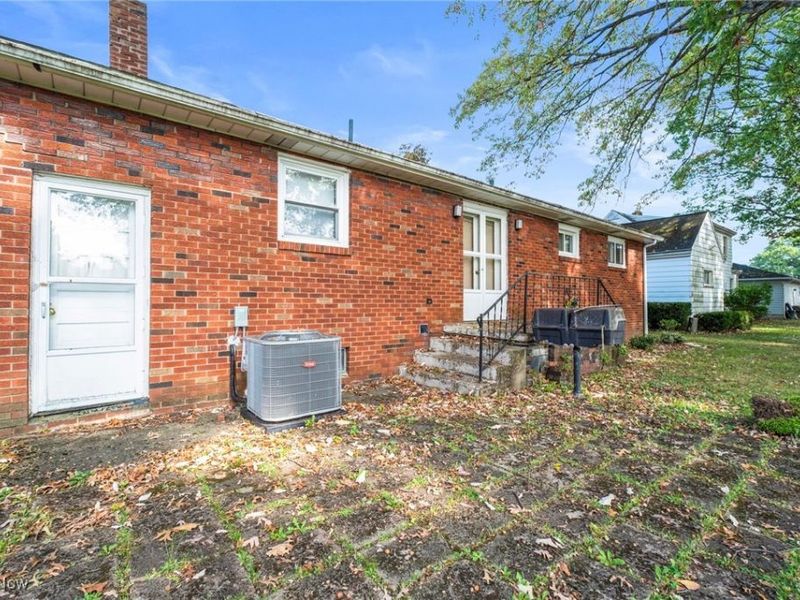 193 Euclid Boulevard, Youngstown, OH 44505 Photo 34