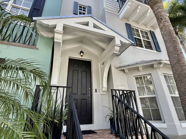 349 E Mallory Circle, Delray Beach, FL 33483