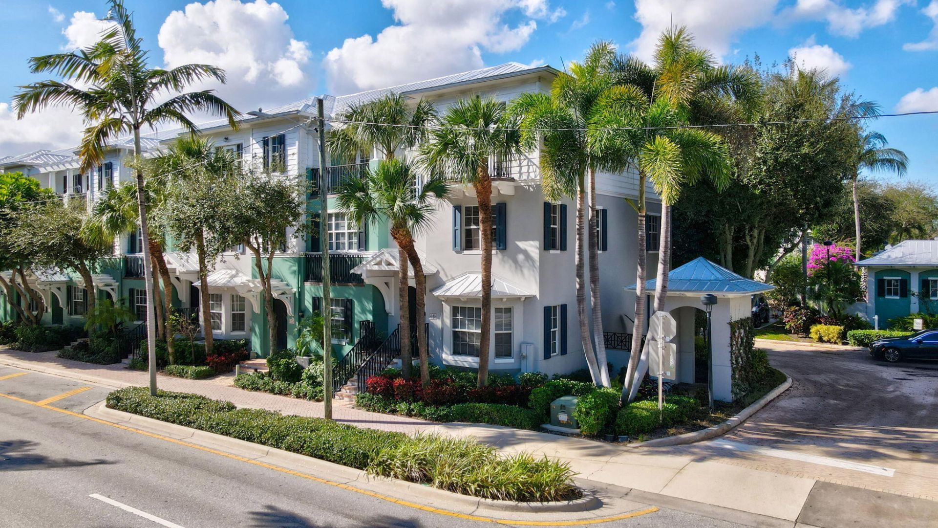 349 E Mallory Circle, Delray Beach, FL 33483 Photo