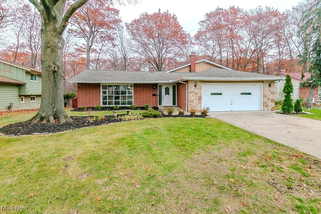 363 Balmoral Drive, Richmond Heights, OH 44143 Main Photo