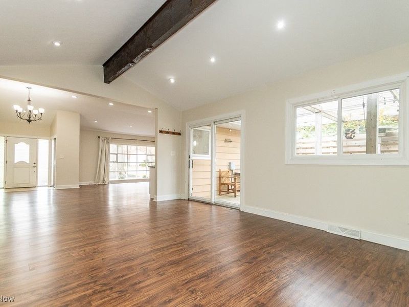 363 Balmoral Drive, Richmond Heights, OH 44143 Photo 9