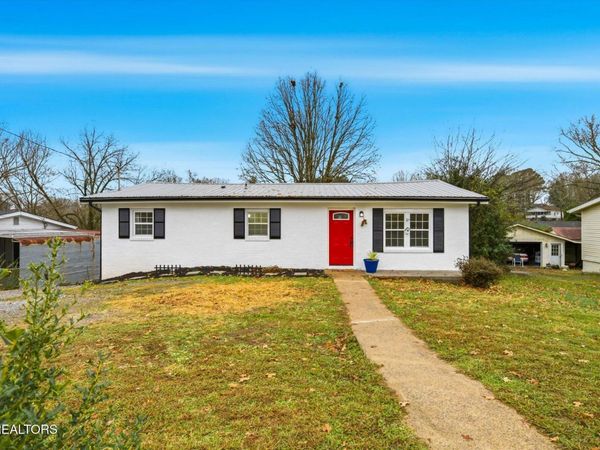 425 Cumberland Ave, Athens, TN 37303