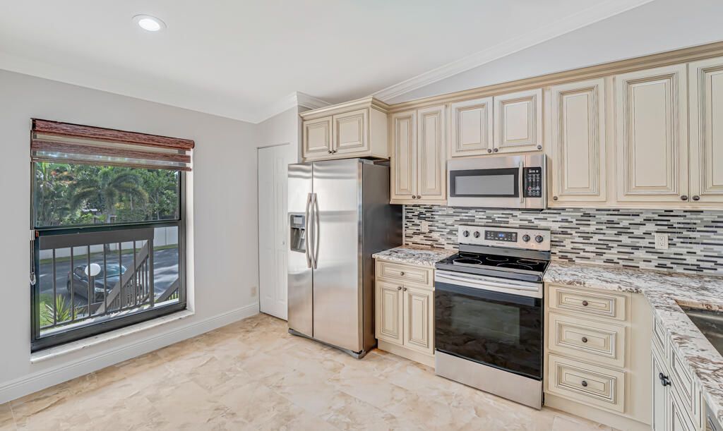 3304 Perimeter Drive, Greenacres, FL 33467 Photo