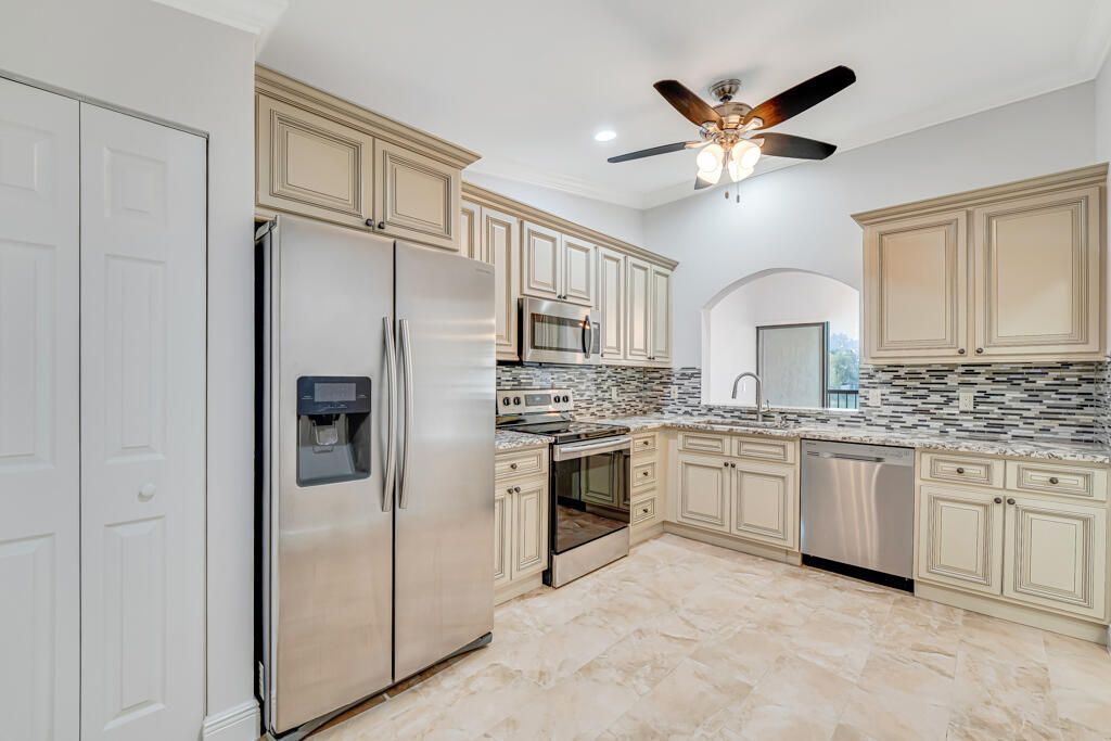 3304 Perimeter Drive, Greenacres, FL 33467 Photo