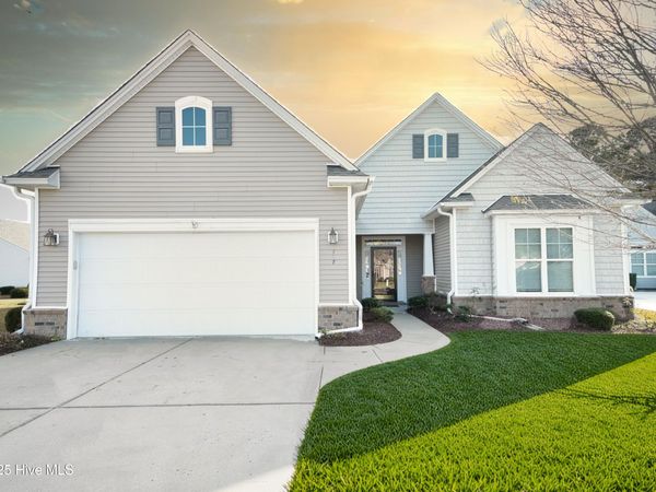 707 Pipit Place NW, Calabash, NC 28467