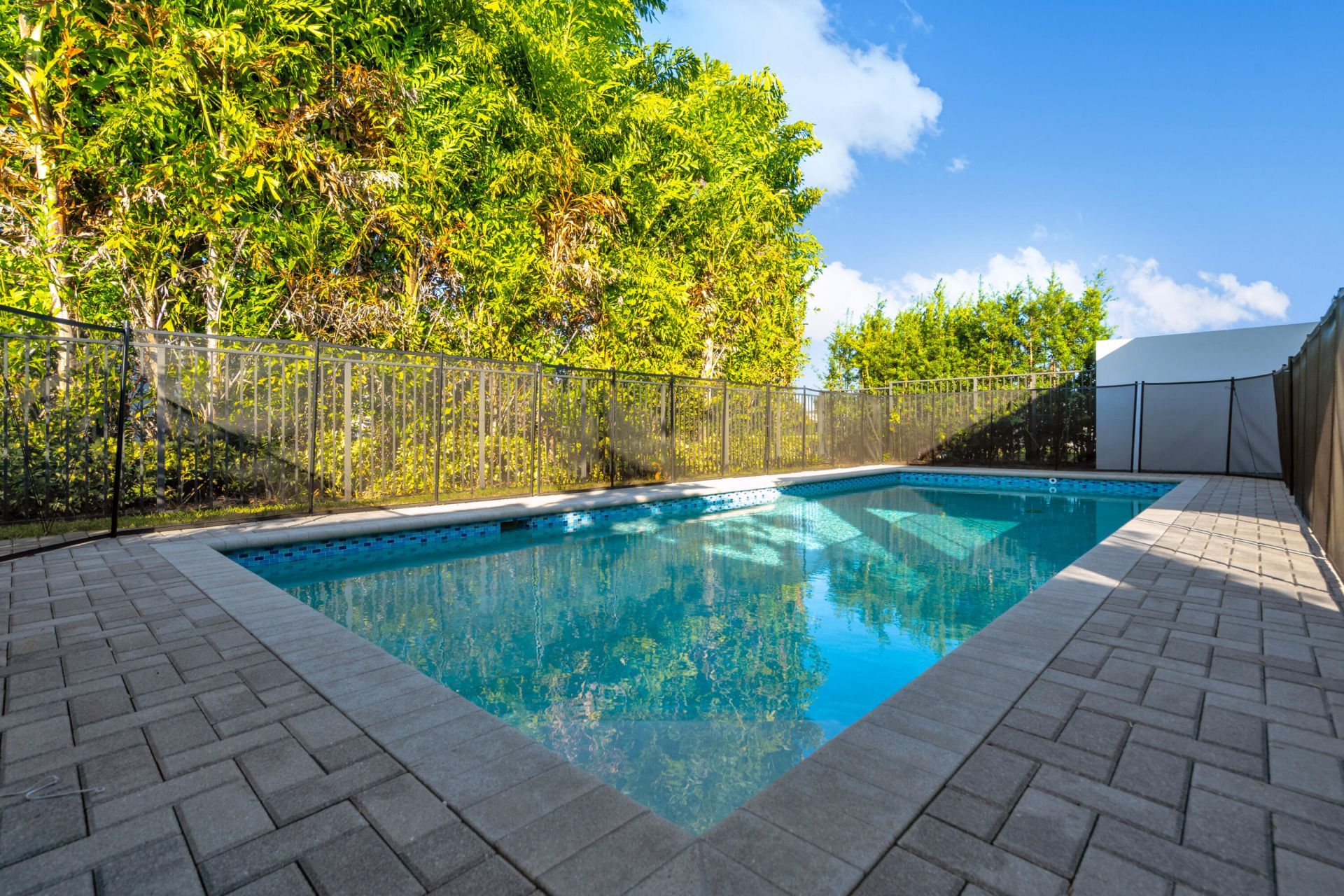 8281 Oceanus Drive, Boca Raton, FL 33496 Photo