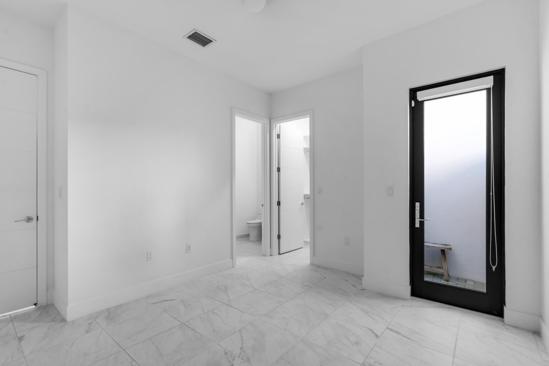 8281 Oceanus Drive, Boca Raton, FL 33496 Photo