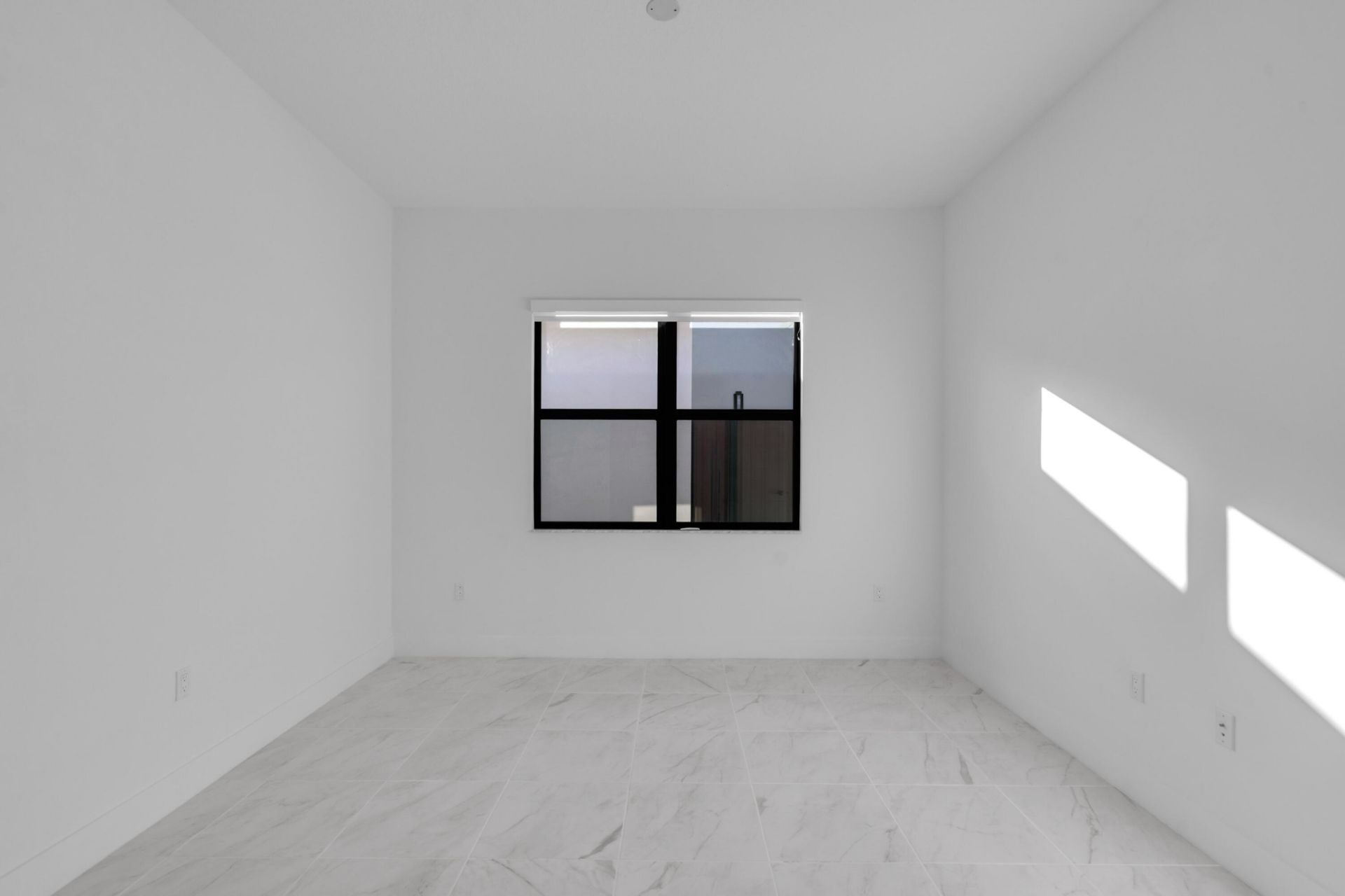 8281 Oceanus Drive, Boca Raton, FL 33496 Photo