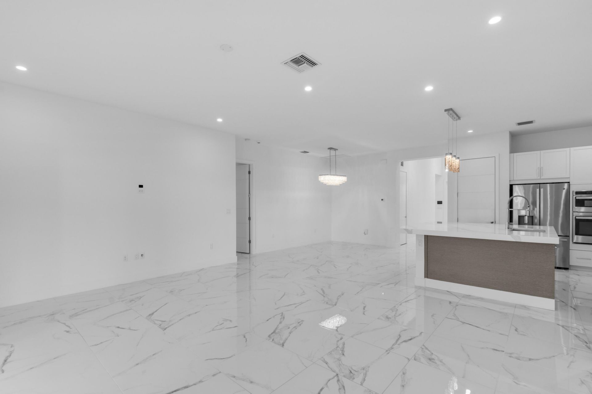 8281 Oceanus Drive, Boca Raton, FL 33496 Photo