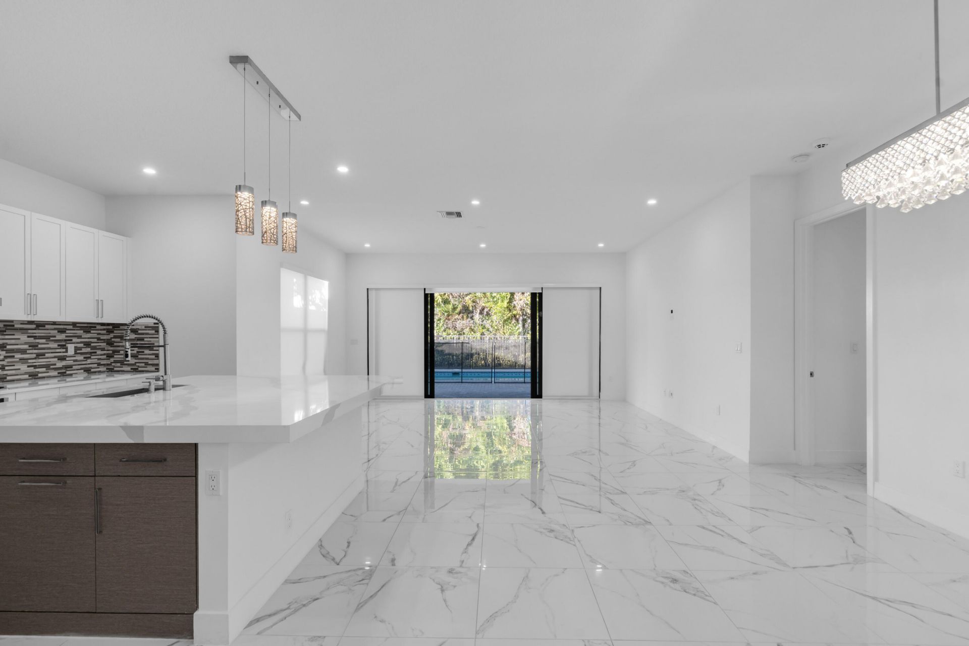 8281 Oceanus Drive, Boca Raton, FL 33496 Photo